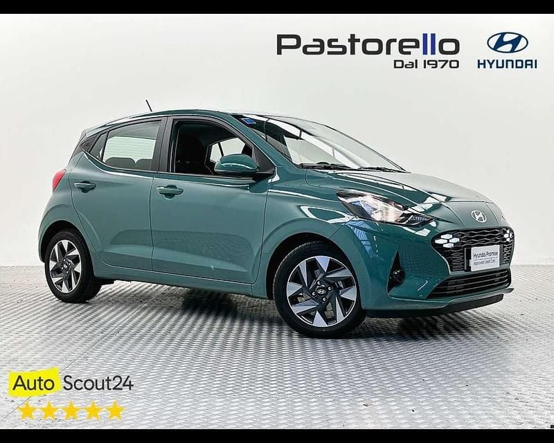 Verde Usata 2025 Hyundai i10 Due volumi | 16.250 € (Buon prezzo) - Immagine 1/4