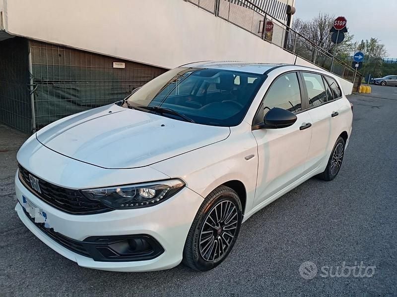 Usata Fiat Tipo 131 CV (96 kW) 2023 Bianco Station wagon