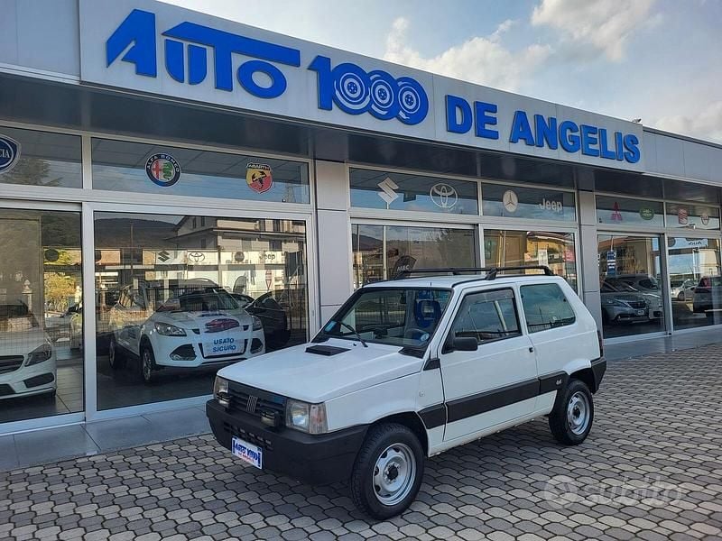 Usata Fiat Panda 4x4 Trekking 54 CV (39 kW) 1999 Bianco Utilitaria