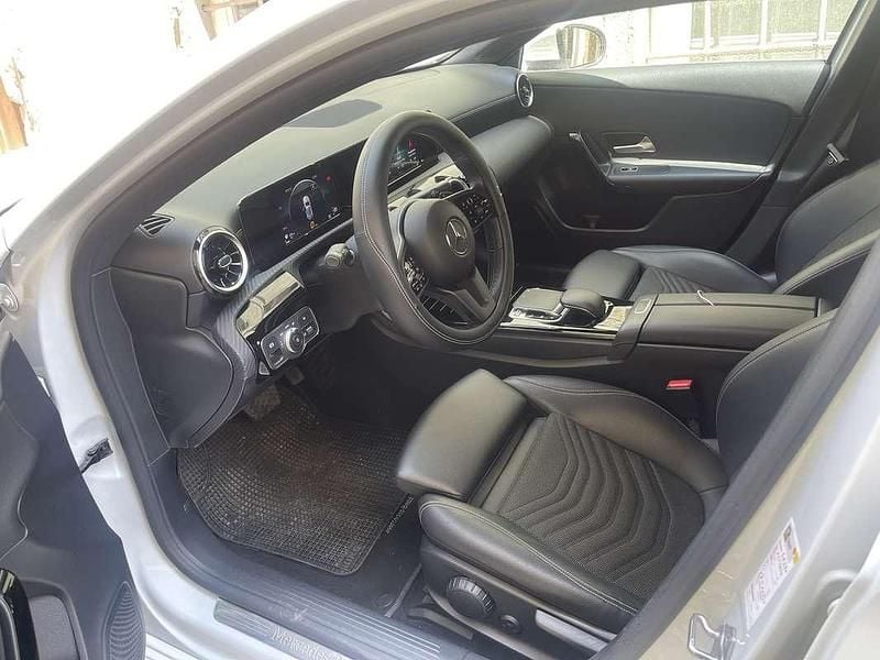 Usata Mercedes A180 Business 116 CV (85 kW) 2019 Berlina