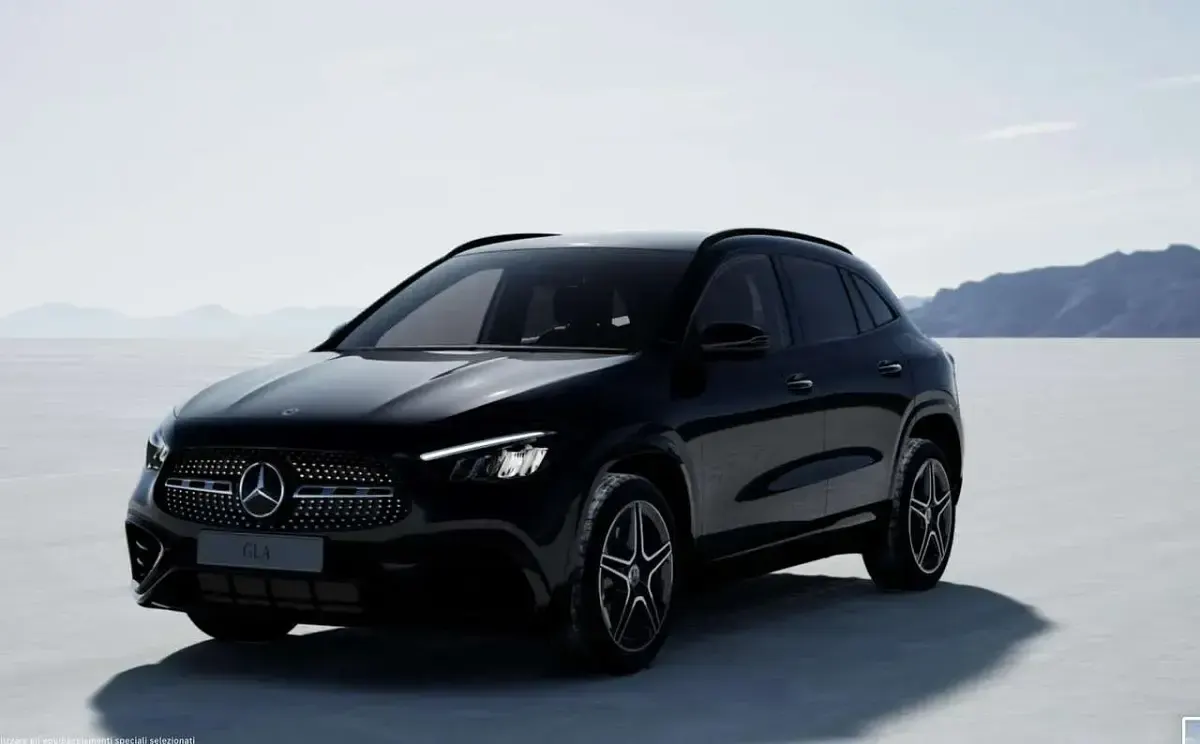 Nuova Mercedes GLA200 AMG line 150 CV (110 kW) 2026 Nero SUV