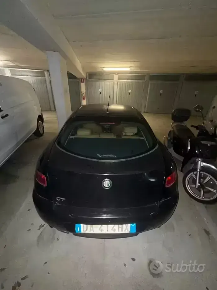 Usata Alfa Romeo GT Progression 150 CV (110 kW) 2006 Nero Coupé