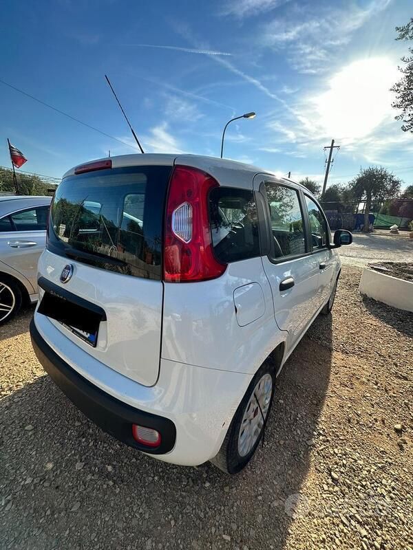 Usata Fiat Panda Easy 69 CV (50 kW) 2018 Bianco Utilitaria