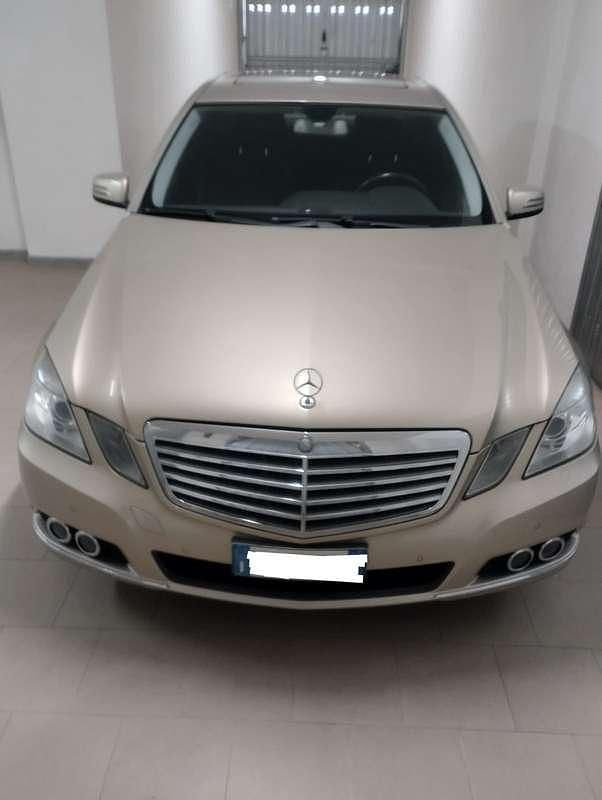 Usata Mercedes E250 Elegance 204 CV (150 kW) 2010 Berlina
