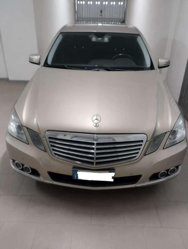 Usata Mercedes E250 Elegance 204 CV (150 kW) 2010 Berlina