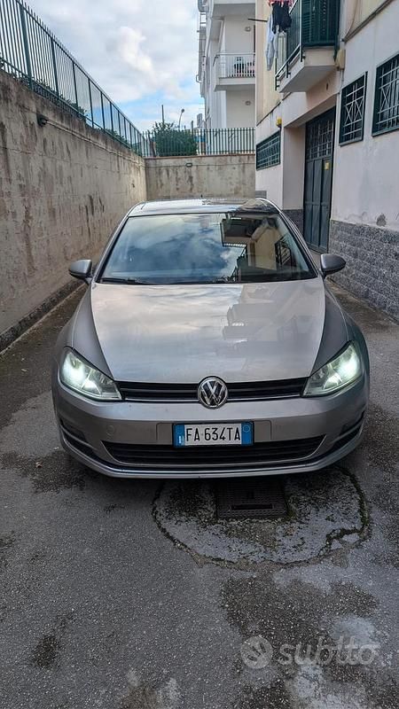 Usata VW Golf VII 110 CV (80 kW) 2015 Berlina