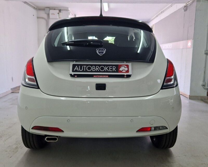 Usata Lancia Ypsilon S 69 CV (50 kW) 2024 Bianco pastello Utilitaria