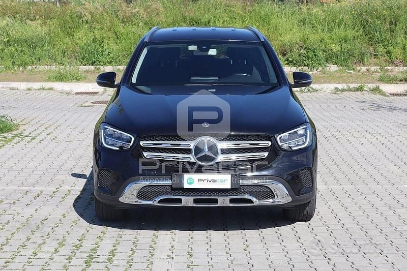 Käytetty Mercedes GLC220 Business 194 HP (142 kW) 2020 Musta Farmari