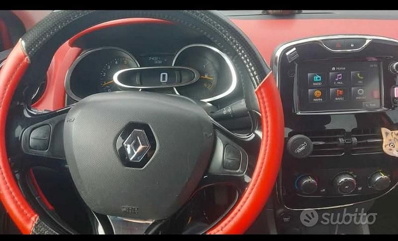 Usata Renault Clio IV 90 CV (66 kW) 2012 Rosso Berlina