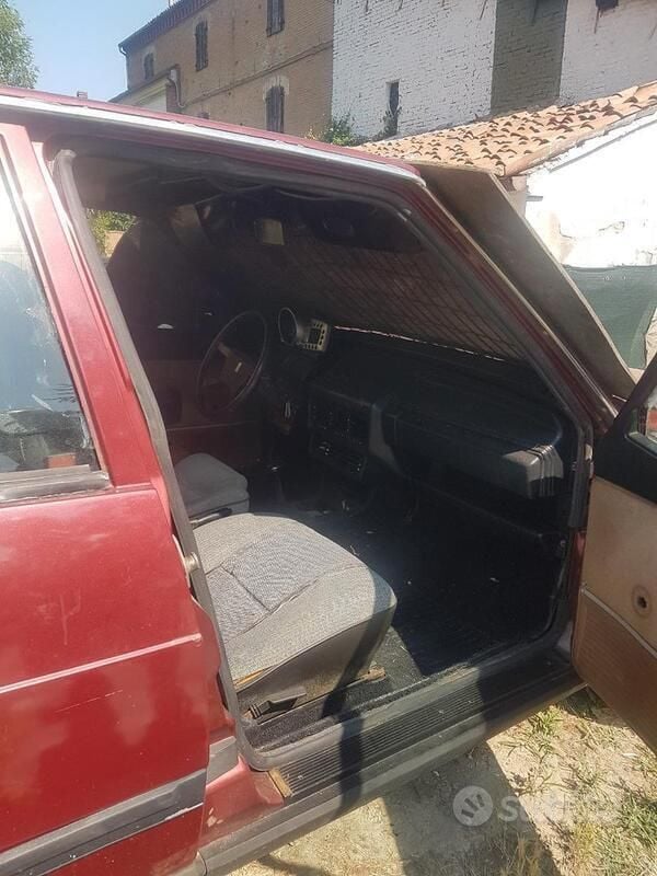 Rosso Usata 1980 Alfa Romeo Giulietta Due volumi | 900 € - Immagine 1/4