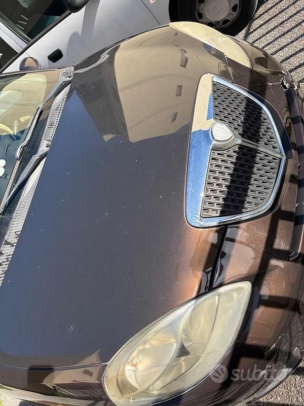 Usata Lancia Ypsilon 69 CV (50 kW) 2008 Marrone Utilitaria