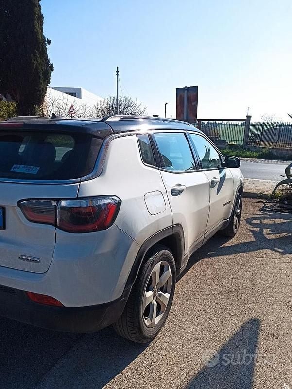 Usata Jeep Compass 120 CV (88 kW) 2018 Bianco SUV