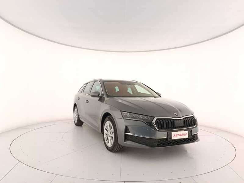 Usata Skoda Octavia Executive 150 CV (110 kW) 2024 Nero Station wagon