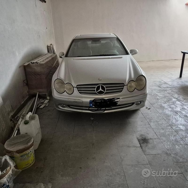 Grigio Usata 2003 Mercedes CLK240 Elegance Coupé | 9000 € (Molto cara) - Immagine 1/4