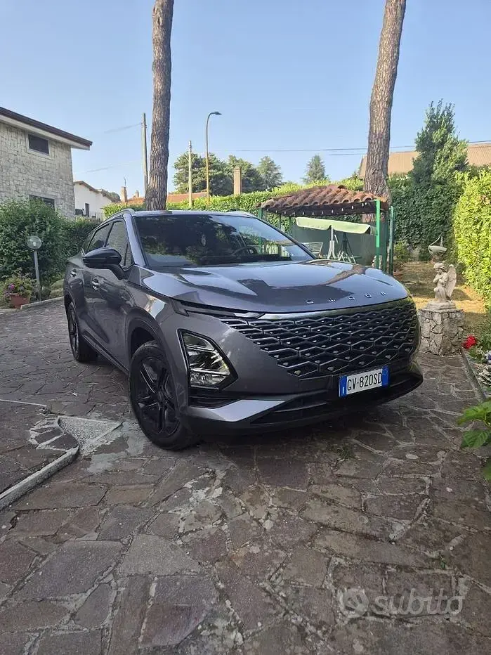 Usata Omoda 5 147 CV (108 kW) 2024 Grigio SUV