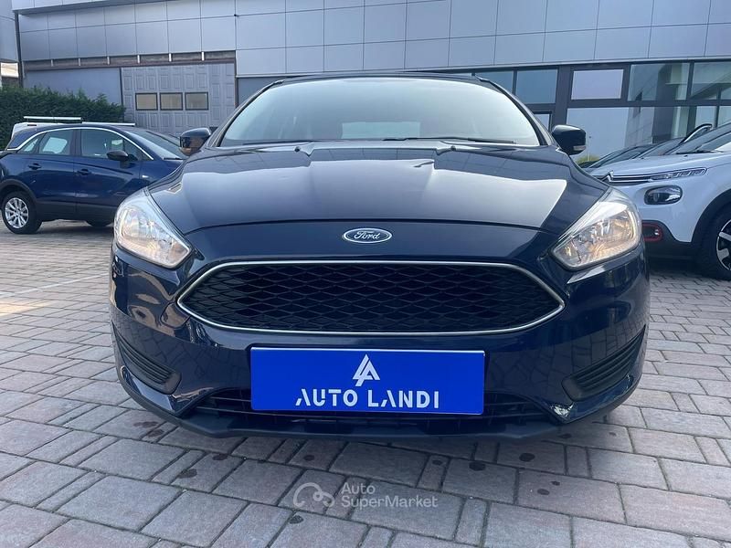 Usata Ford Focus S 120 CV (88 kW) 2017 Blu Berlina