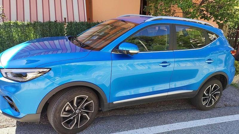 Usata MG ZS Luxury 106 CV (77 kW) 2023 SUV