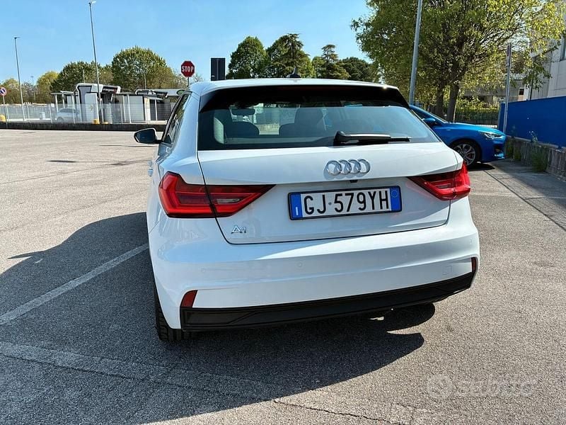 Usata Audi A1 Admired 110 CV (80 kW) 2022 Bianco SUV