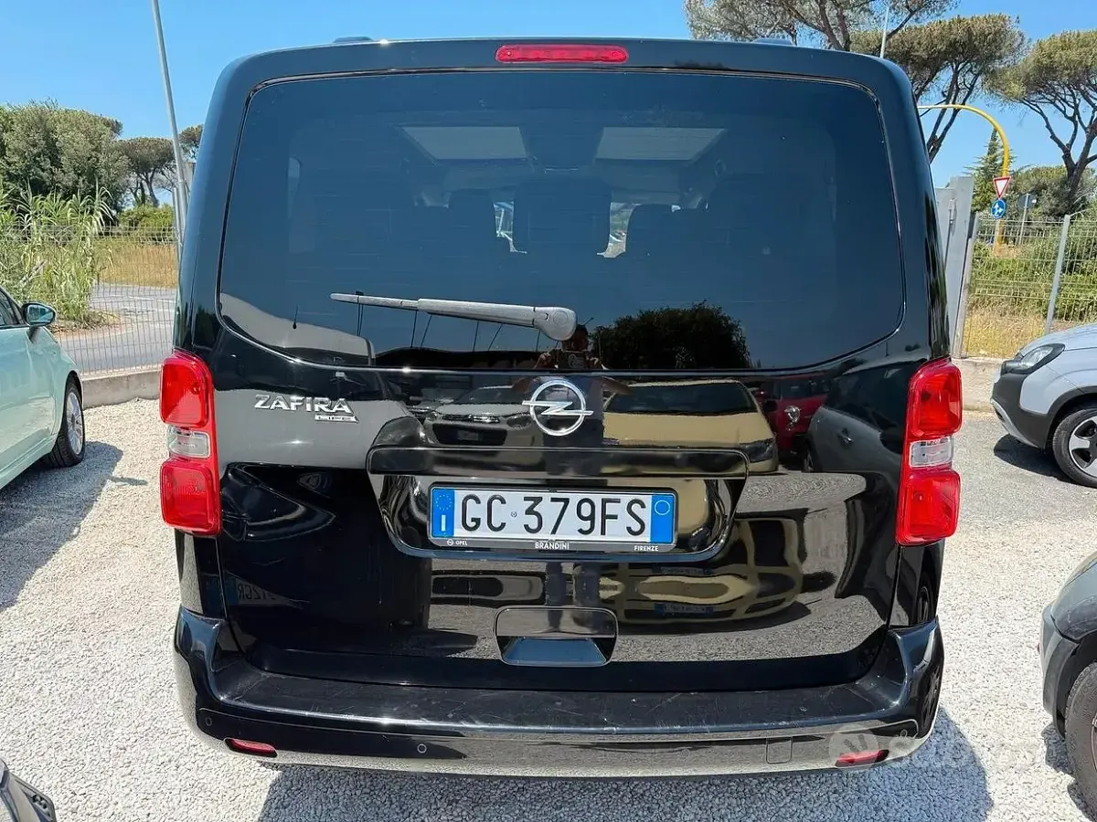 Usata Opel Zafira Life S 120 CV (88 kW) 2020 Nero Monovolume