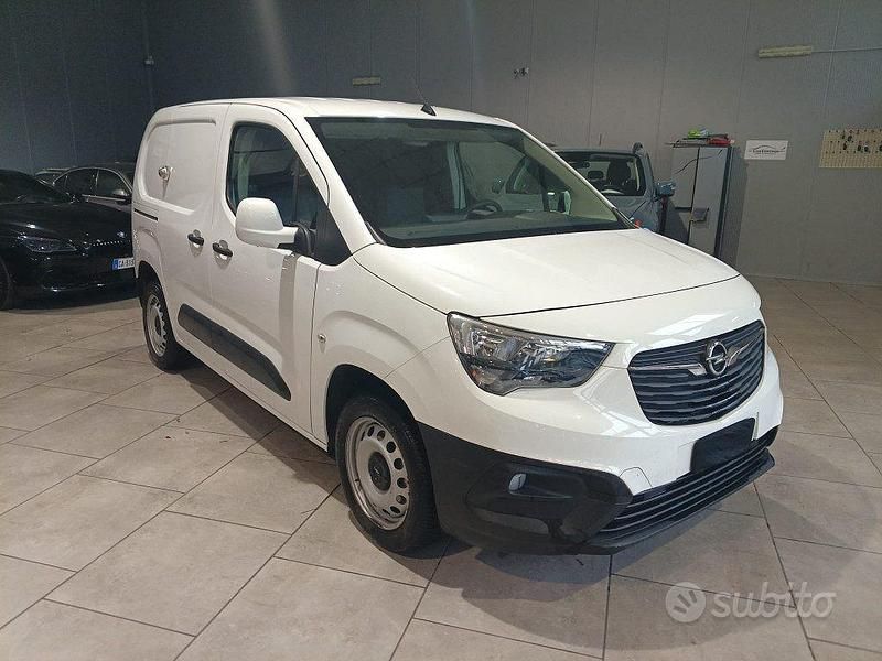Usata Opel Combo S 102 CV (75 kW) 2020 Bianco Monovolume