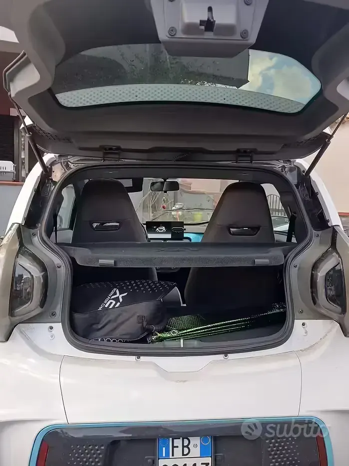 Usata XEV Yoyo 7 kW (10 CV) 2023 Bianco Utilitaria