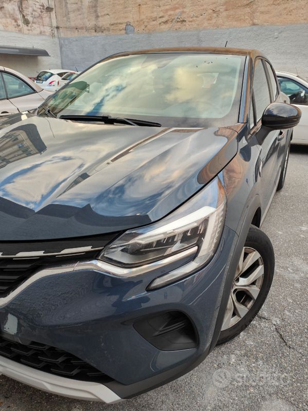Blu Usata 2020 Renault Captur Business SUV | 17.800 € (Buon prezzo) - Immagine 1/4