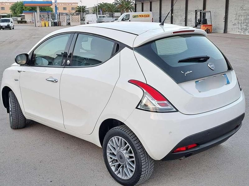 Usata Lancia Ypsilon S 86 CV (63 kW) 2013 Utilitaria