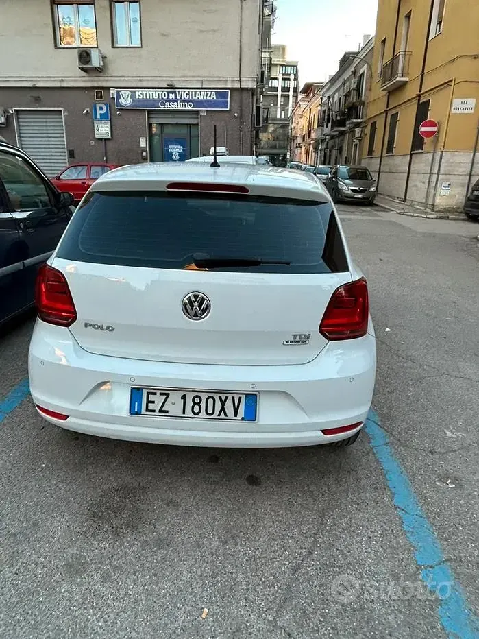 Usata VW Polo 90 CV (66 kW) 2015 Bianco Berlina