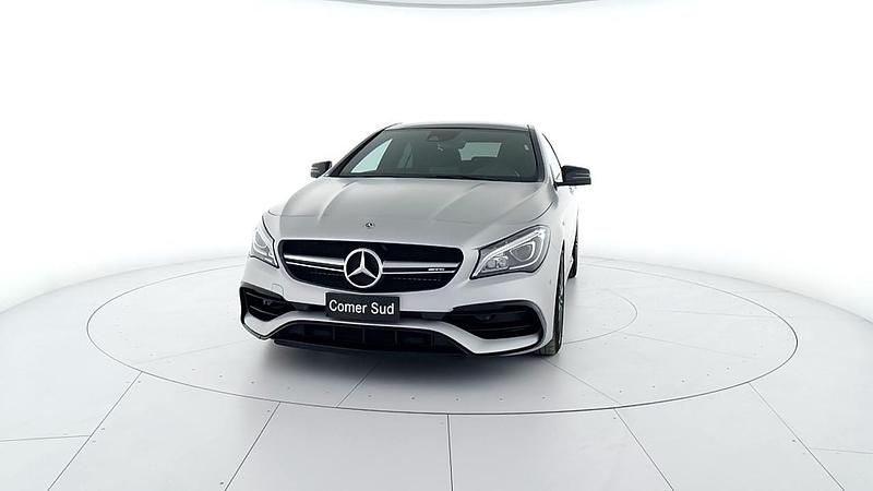 Usata Mercedes CLA45 AMG AMG 381 CV (280 kW) 2019 Argento Berlina