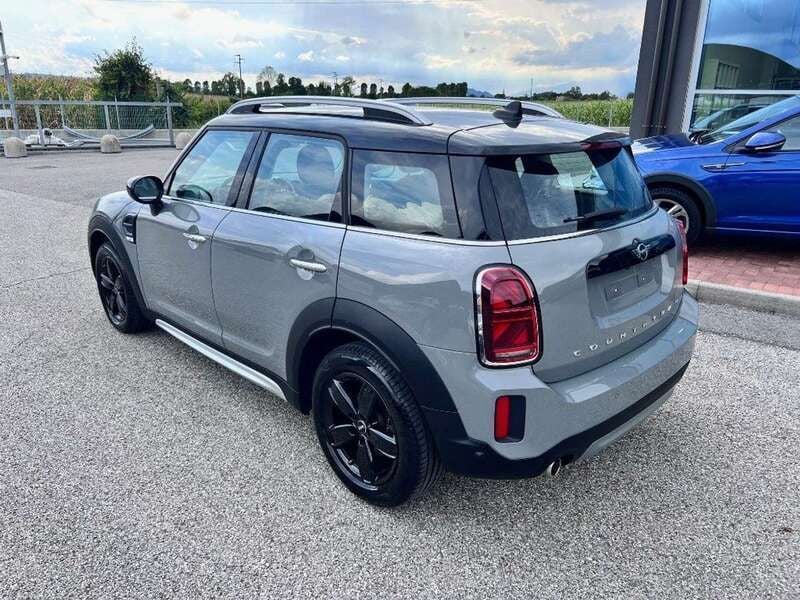 Usata Mini Cooper Countryman Essential 136 CV (100 kW) 2022 Grigio SUV