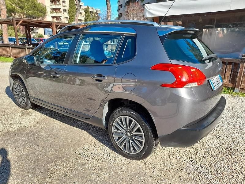 Usata Peugeot 2008 2015 Grigio SUV