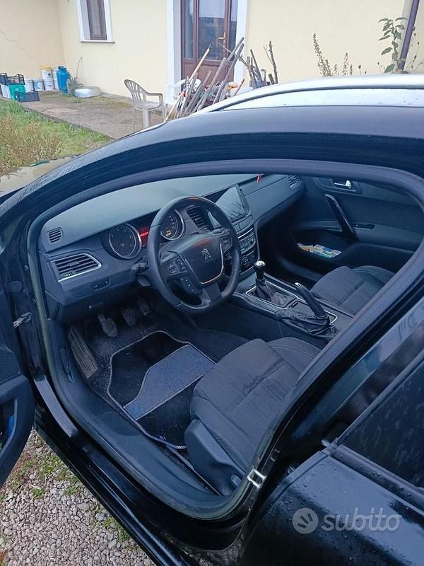 Usata Peugeot 508 Access 115 CV (84 kW) 2012 Nero Station wagon