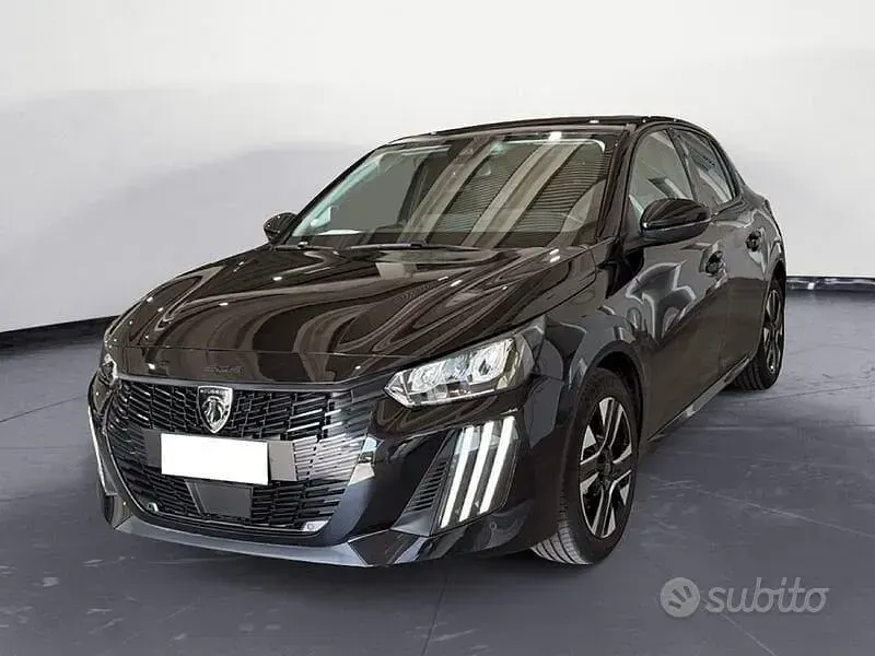 Usata Peugeot 208 Allure 102 CV (75 kW) 2025 Nero Utilitaria