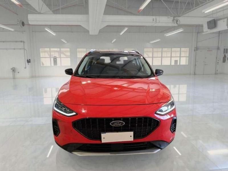 Usata Ford Focus Active 125 CV (91 kW) 2022 Rosso elixire tetto nero Station wagon