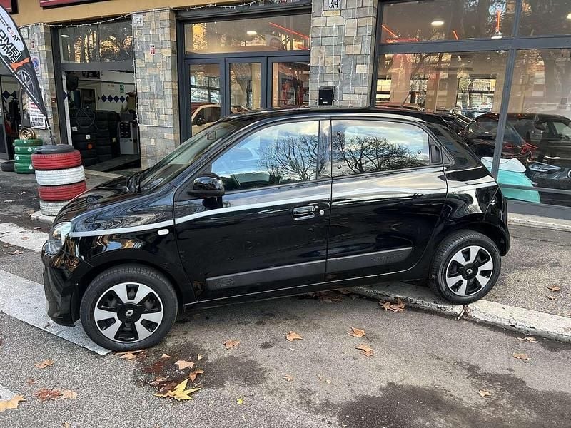 Usata Renault Twingo SE 71 CV (52 kW) 2019 Nero Utilitaria
