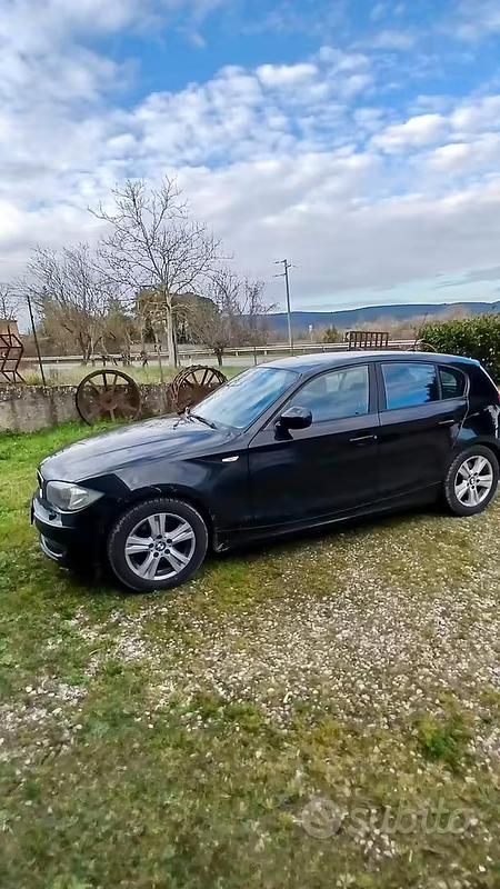 Usata BMW 118 Efficient Dynamics 143 CV (105 kW) 2009 Nero Utilitaria