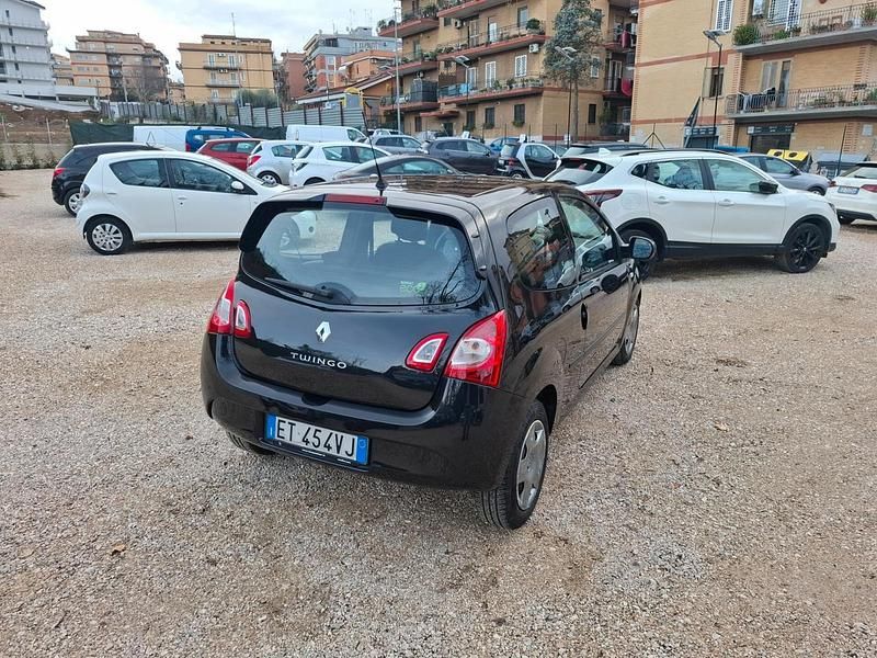 Usata Renault Twingo Night&Day 74 CV (54 kW) 2014 Nero Utilitaria