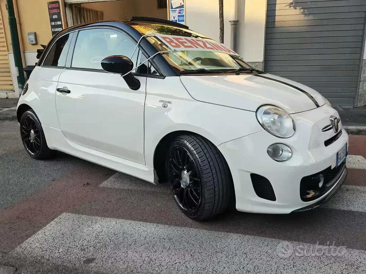 Usata Abarth 500C Custom 140 CV (102 kW) 2014 Bianco Cabrio