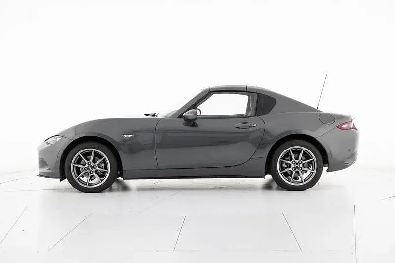 Usata Mazda MX5 Exclusive-Line 132 CV (97 kW) 2023 Grigio Cabrio