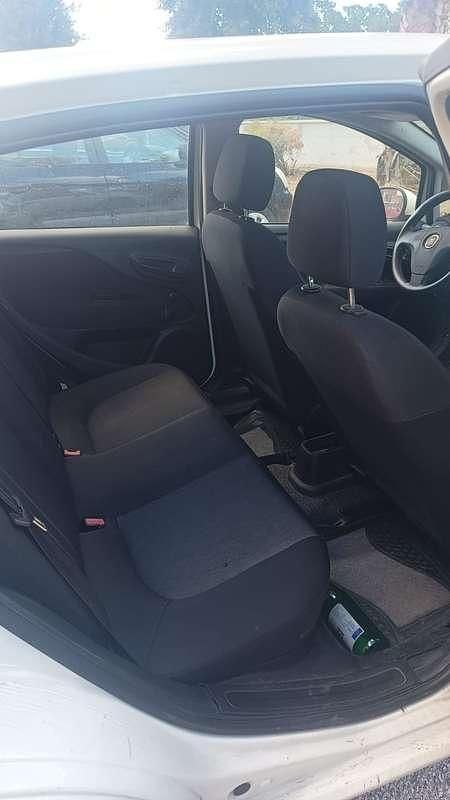 Bianco Usata 2016 Fiat Punto Due volumi | 3000 € (Ottimo prezzo) - Immagine 1/4