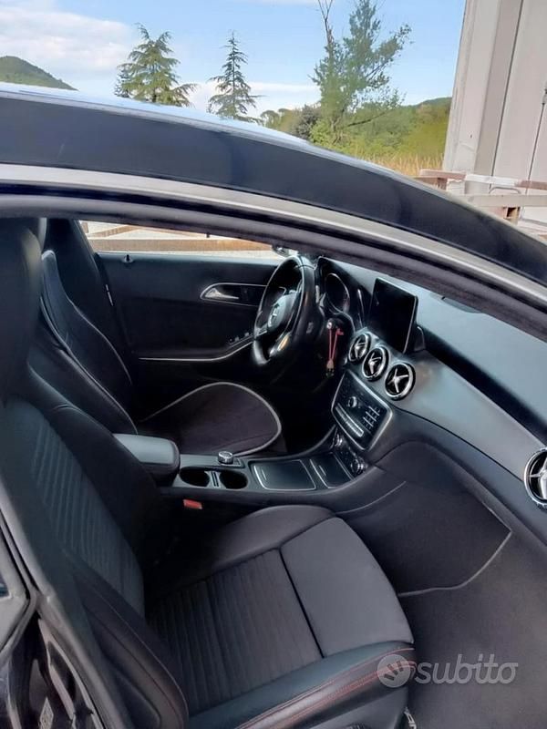 Usata Mercedes CLA200 2016 Nero Berlina