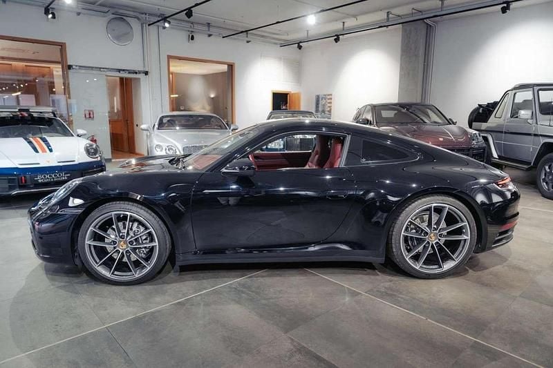 Usata Porsche 911 Carrera 385 CV (283 kW) 2020 Nero Coupé