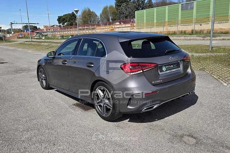 Usata Mercedes A200 Premium 150 CV (110 kW) 2019 Gray Berlina