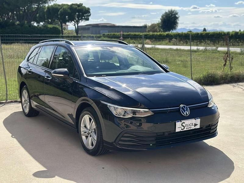 Usata VW Golf VIII Life 116 CV (85 kW) 2022 Other Station wagon