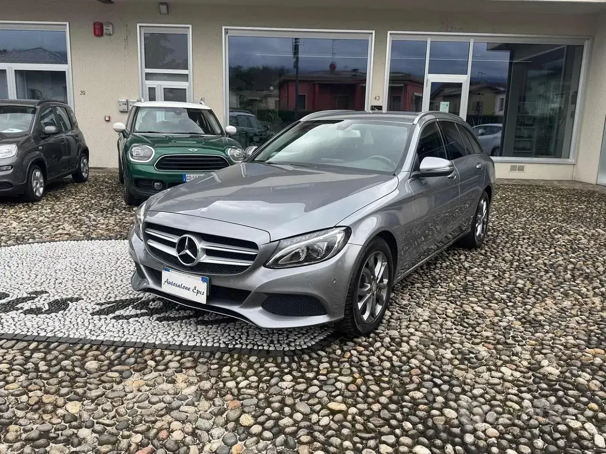 Usata Mercedes C180 Executive 116 CV (85 kW) 2015 Grigio Station wagon