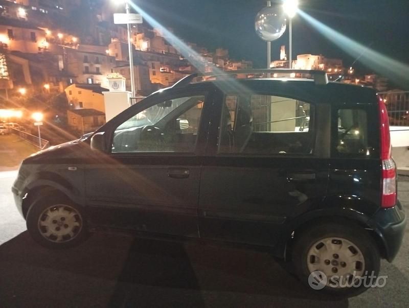 Usata Fiat Panda 69 CV (50 kW) 2011 Blu Utilitaria