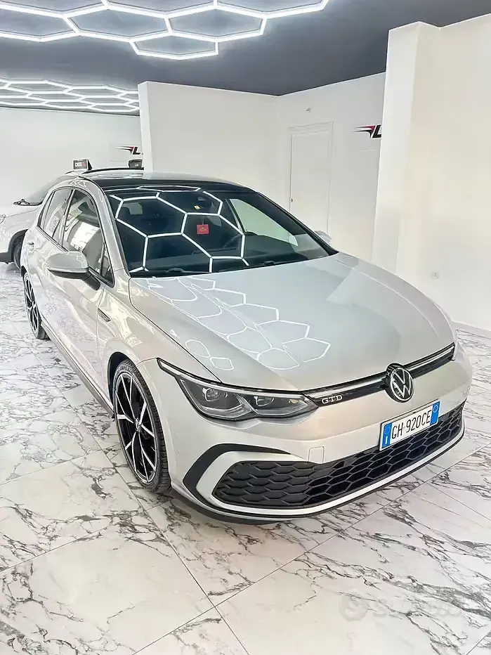 Usata VW Golf VIII GTI 200 CV (147 kW) 2022 Grigio Berlina