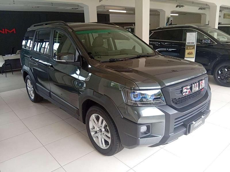 Nuova SWM G03 110 CV (80 kW) 2025 Grigio SUV