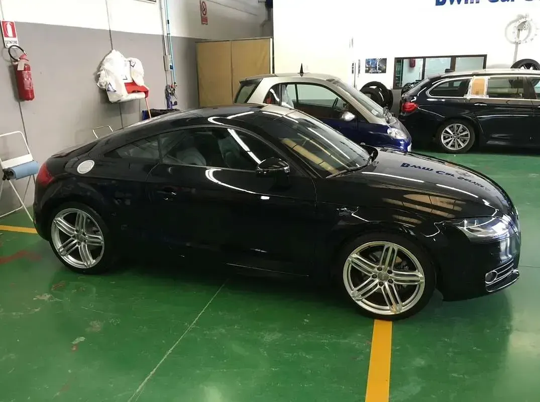 Second-hand Audi TT Advanced Plus 160 CP (117 kW) 2011 Negru Coupe