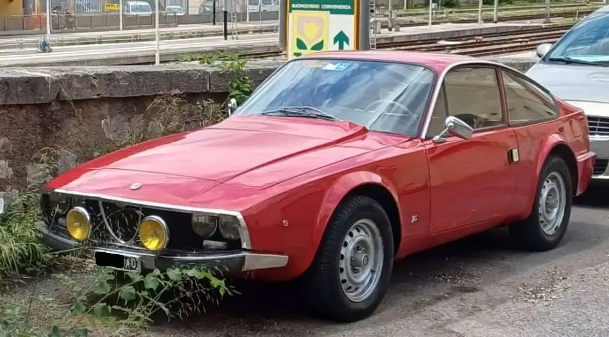 Usata Alfa Romeo GT Junior 109 CV (80 kW) 1972 Rosso Coupé